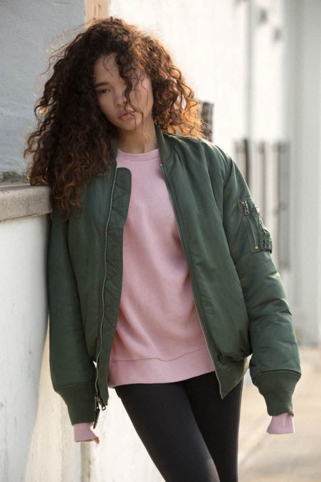 Adrianne Ho が主宰する『Sweat The Style』が Ashley Moore をピック