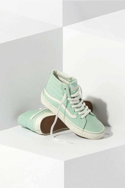 Vans が50周年を祝し Sk8-Hi を50色で展開