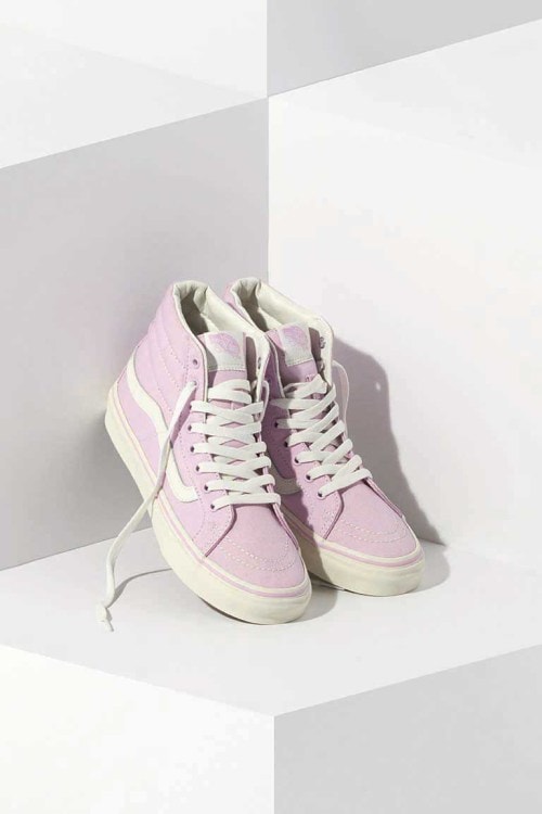 Vans が50周年を祝し Sk8-Hi を50色で展開
