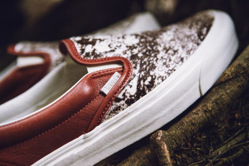 ポニーヘアとレザーを組み合わせた Vault by Vans OG Slip-On 59 LX にクローズアップ