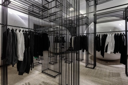 ヘイマーケットに移転した Dover Street Market London の店内