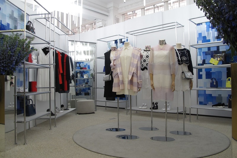 ヘイマーケットに移転した Dover Street Market London の店内