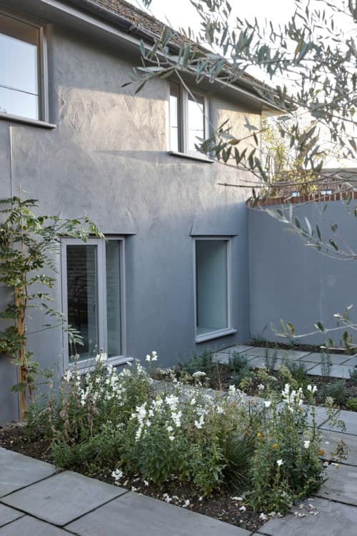 風通しの良いミニマルなリノベーション住宅 Merrydown