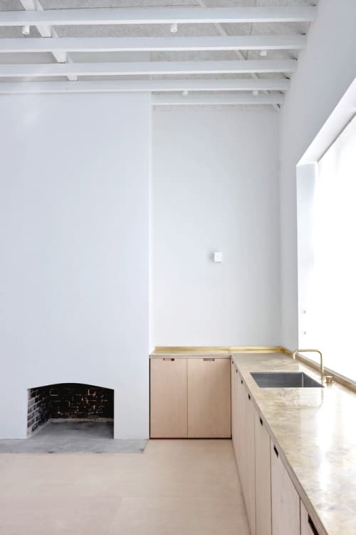 風通しの良いミニマルなリノベーション住宅 Merrydown