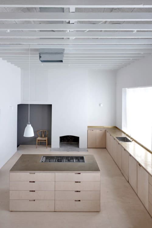 風通しの良いミニマルなリノベーション住宅 Merrydown