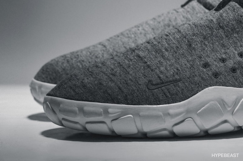 NikeLab Air Moc Fleece にクローズアップ