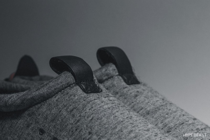 NikeLab Air Moc Fleece にクローズアップ