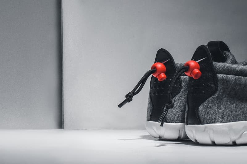 NikeLab Air Moc Fleece にクローズアップ