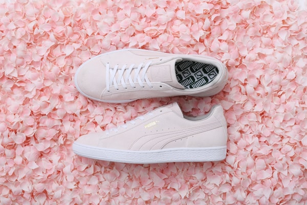 Puma が春の訪れを知らせる Japan Suede Sakura をドロップ