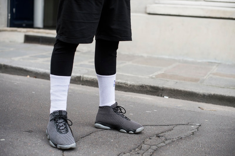 Paris Fashion Week 2016 Fall/Winter で捉えた最新ストリートスタイル