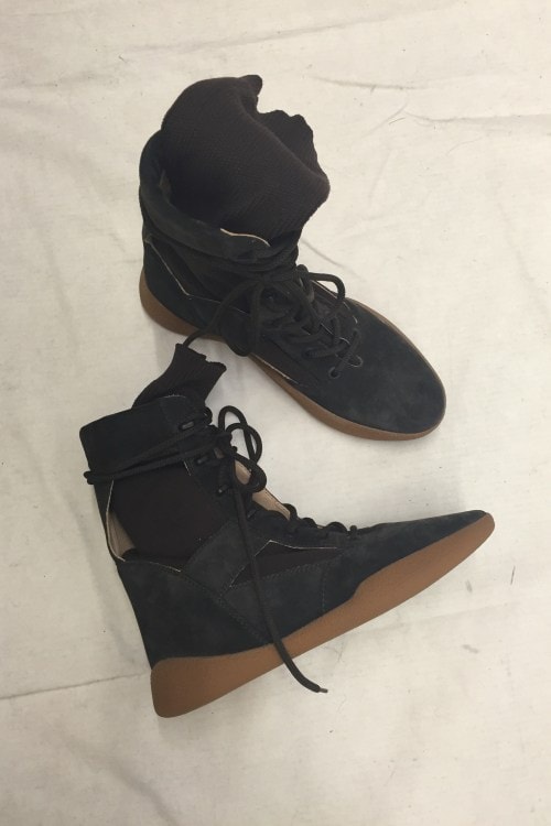 Yeezy Season 3 の独占ショールームフォト 