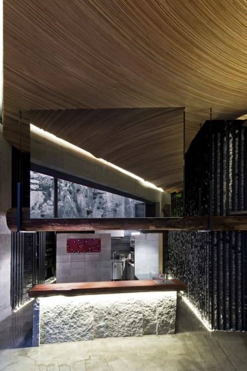 韓国の建築デザイン事務所 TUNEplanning がデザイン・建築を手がけた “Dayang Sanghoi”