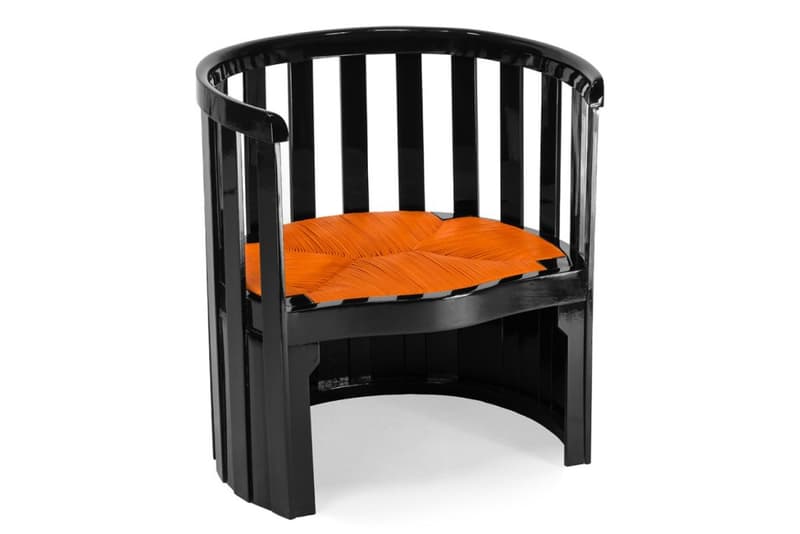 Loewe がグラフィックレザーファニチャーを 『Salone del Mobile』に出展