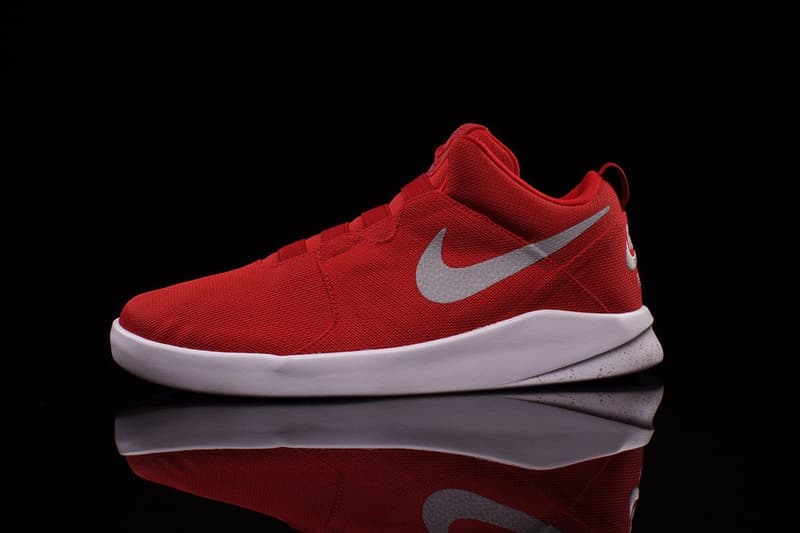 Nike Air Shibusa が鮮やかなレッドで登場