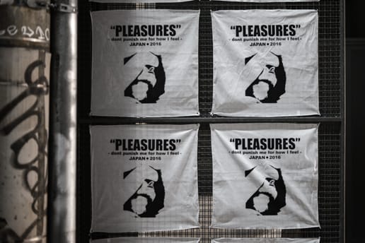 Pleasures が東京でポップアップショップとヴィジュアルプレゼンテーションを開催