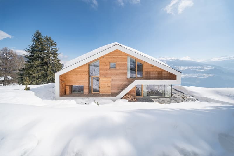 SeARCH がデザインしたスイスの絶景コテージ