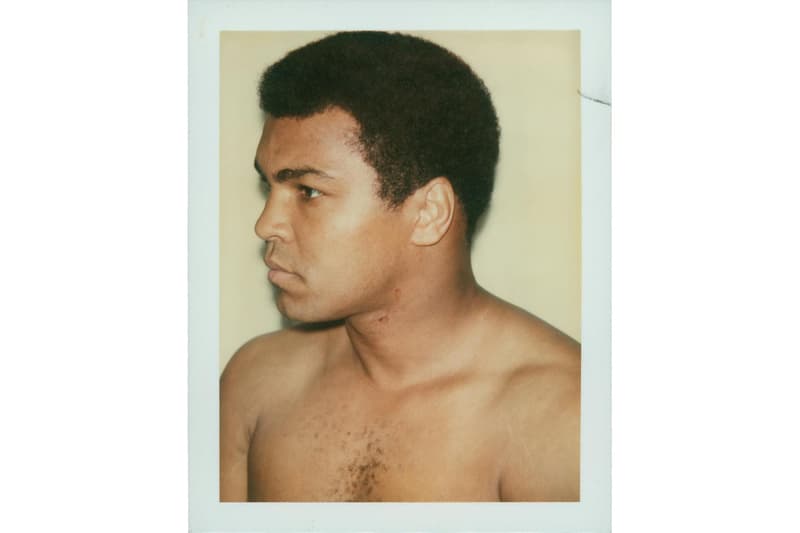 Supreme の新作は Andy Warhol が撮影した Muhammad Ali のポートレートアイテム