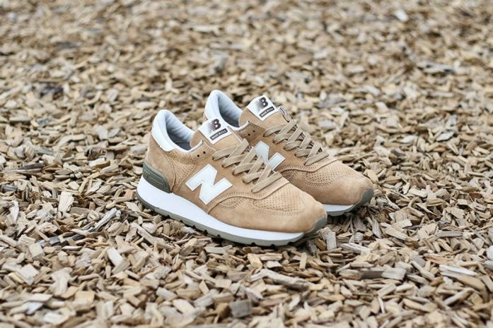New Balance "M990CER" 