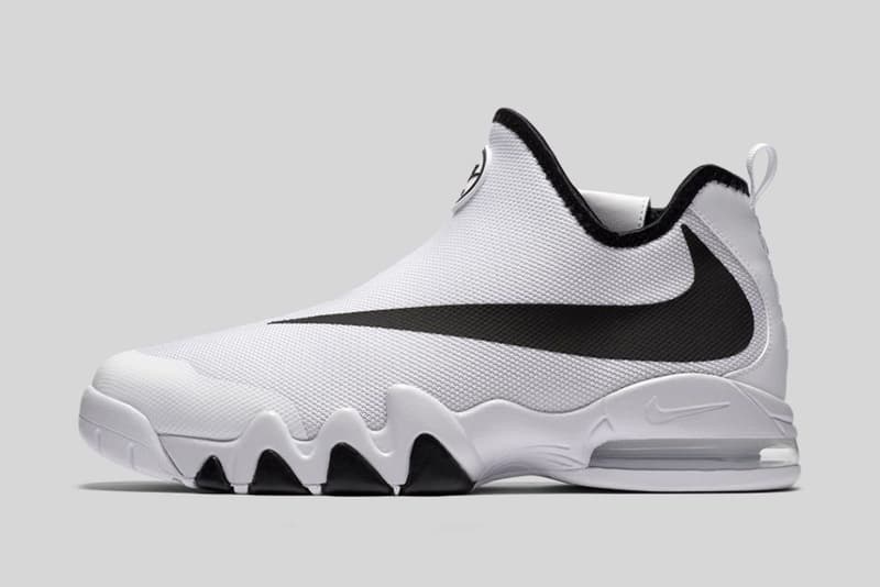 Nike Big Swoosh が White/Black/White で登場 