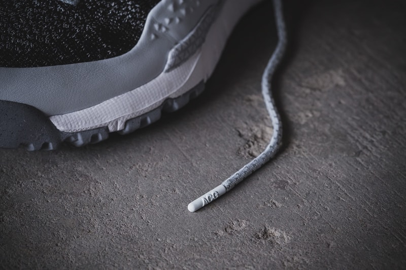NikeLab ACG Lupinek Flyknit Low にクローズアップ