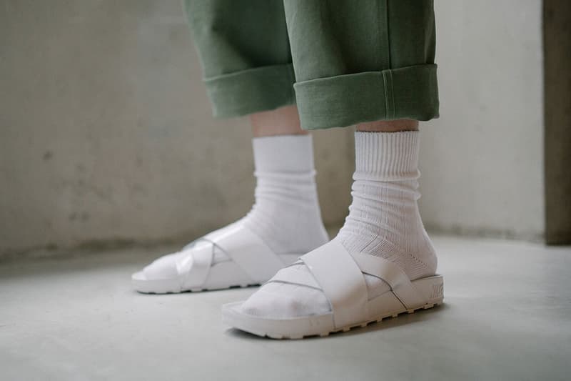 NikeLab が新作のスライド "TAUPO" をリリース