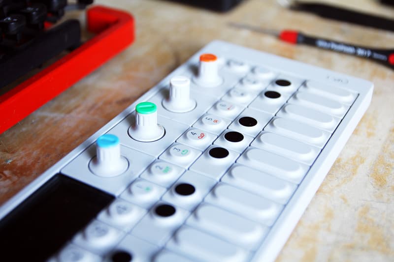 Essentials: Impossible Project のCEO、Oskar Smolokowski