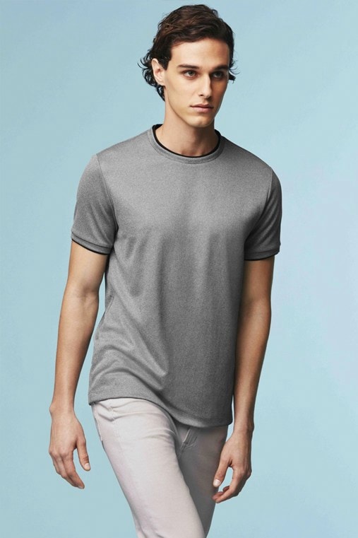 UNIQLO × Theory ルックが公開