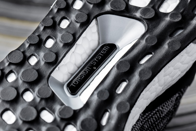 adidas が Ultra Boost “Uncaged” を正式にローンチ