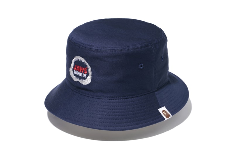 A BATHING APE® JAWS カプセルコレクション