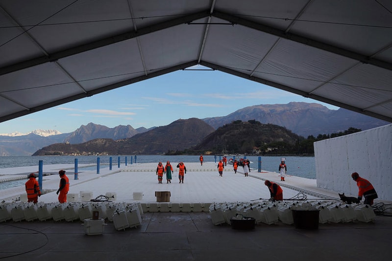 “The Floating Piers” : イタリアの湖に期間限定で橋をかけるランドアート