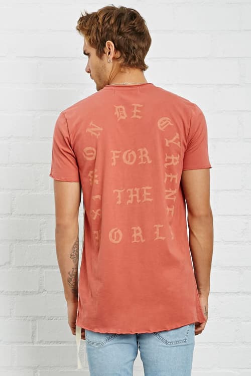 Forever 21 が Kanye West の “I FEEL LIKE PABLO” Tシャツをコピー？