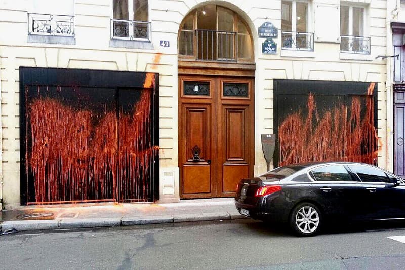 Kanye West の『The Life of Pablo』ポップアップがタギング（落書き）被害に