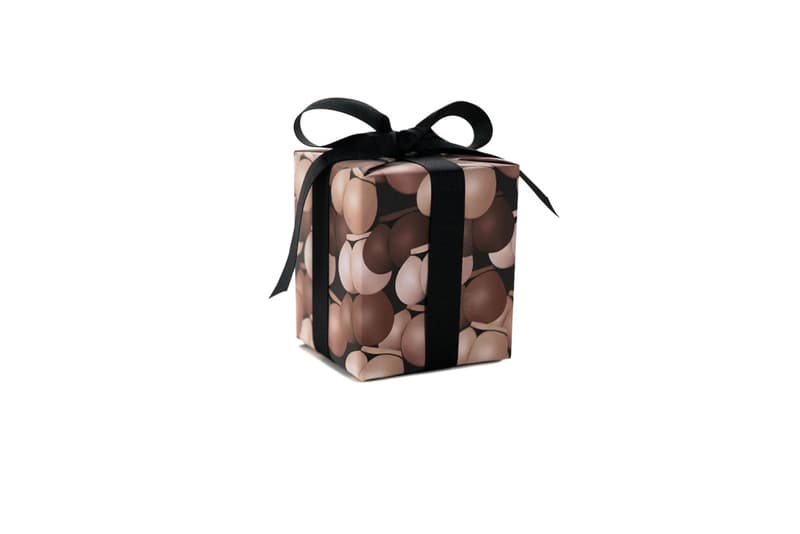 Kim Kardashian が "Kimoji" アイテムを発売