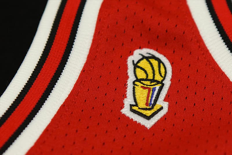 Michael Jordan 史に残る“The Flu Game”のゲームシャツを Mitchell & Ness が復刻