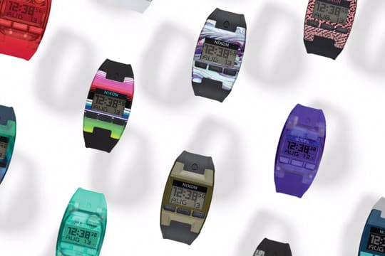 NIXON の極薄＆超軽量リストウォッチ THE COMP & THE COMP S