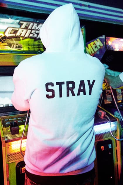 Stray Rats 2016 Summer ルックブックはゲームセンターが舞台