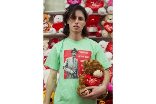 Supreme の新作Tシャツデザインが公開　ルックのモデルはLucasとSpoety