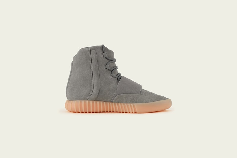 ライトグレーの「YEEZY BOOST 750」登場