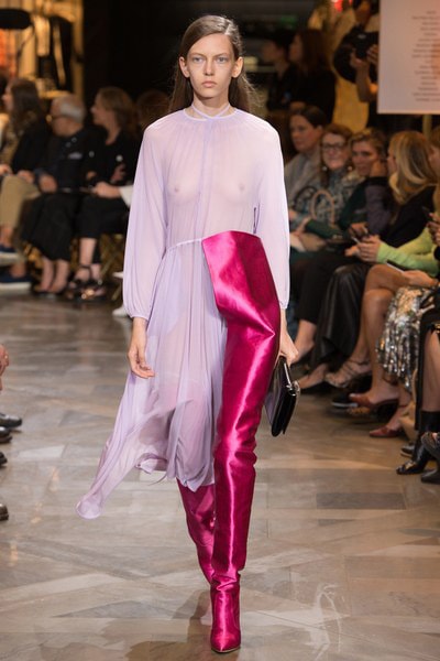 Vetements 合計18ブランドとコラボした 2017 Spring/Summer コレクション
