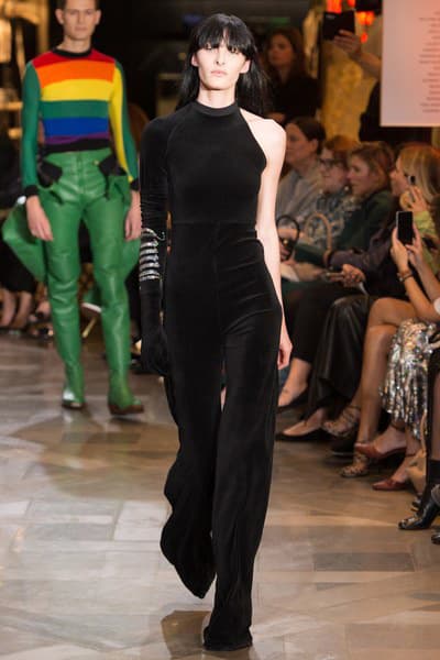 Vetements 合計18ブランドとコラボした 2017 Spring/Summer コレクション