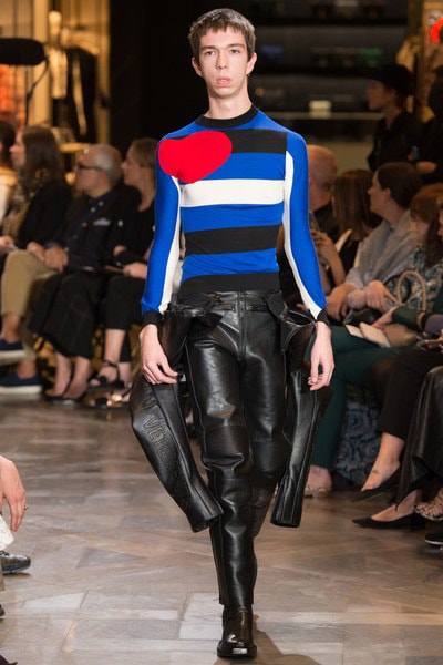 Vetements 合計18ブランドとコラボした 2017 Spring/Summer コレクション