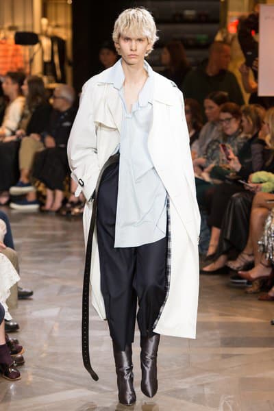 Vetements 合計18ブランドとコラボした 2017 Spring/Summer コレクション