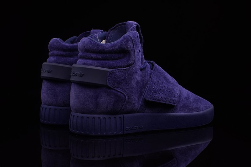 adidas Originals よりオールブルーで施された Tubular Invader Strap が登場