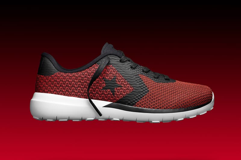 Converse より Nike の Hyperfuse構造を用いた Auckland Runner が登場