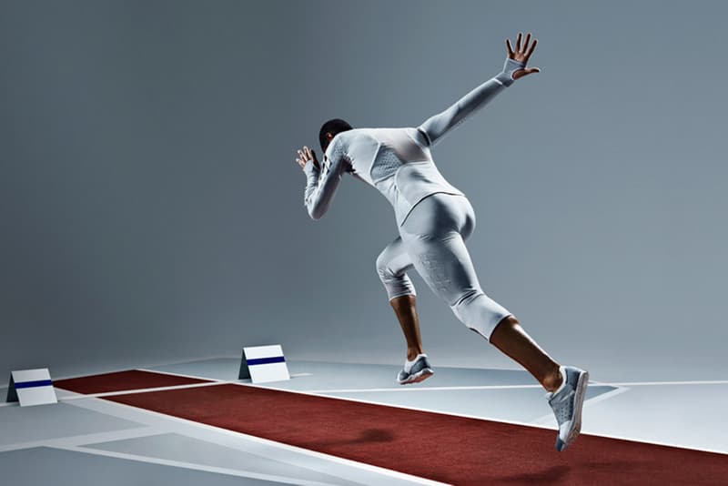 コンドームの素材を用いて製作されたコンセプティブなスポーツウエアが登場