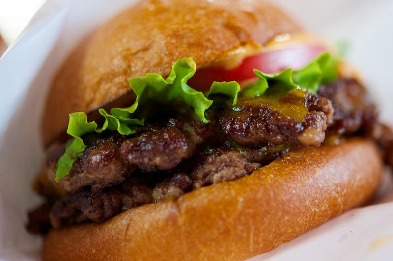 Eats: HENRY'S BURGER