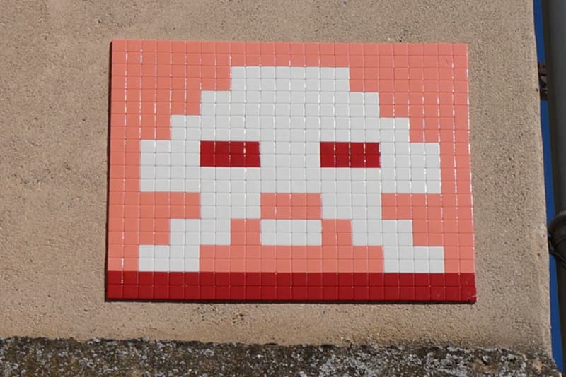Invader の作品がフランス・トゥールーズの街に現る