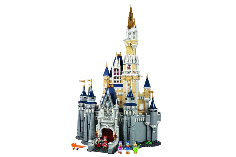 Disney のシンボル『シンデレラ城』が 4000 ピースのLEGO® に