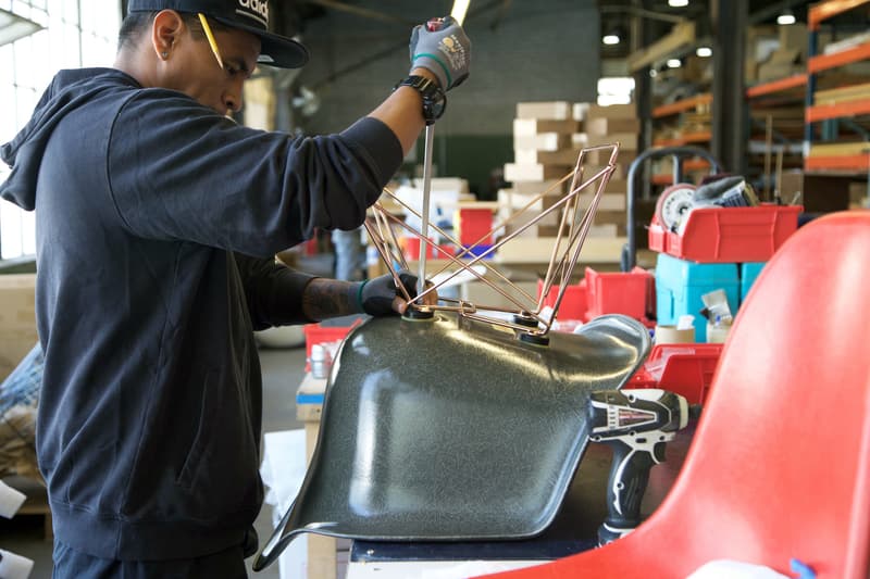 STUSSY Livin’ GENERAL STORE x Modarnica によるアームシェルチェア