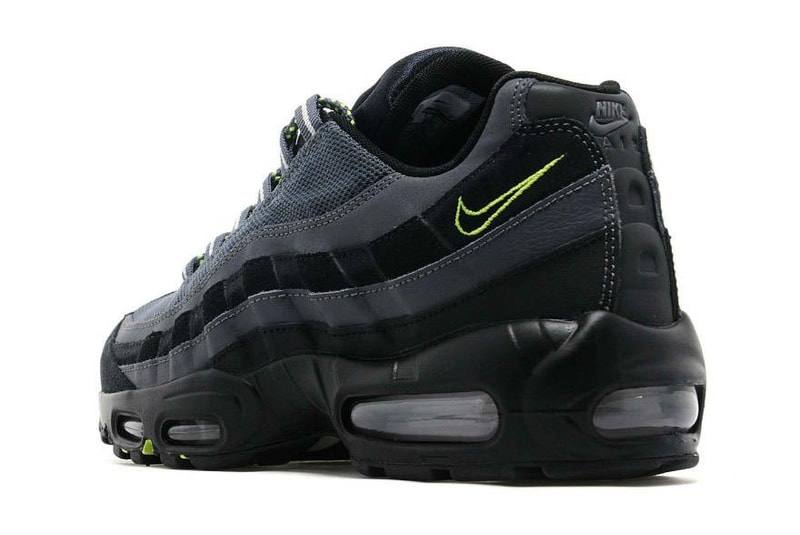 “Neon”をディテールに取り入れた Nike Air Max 95 